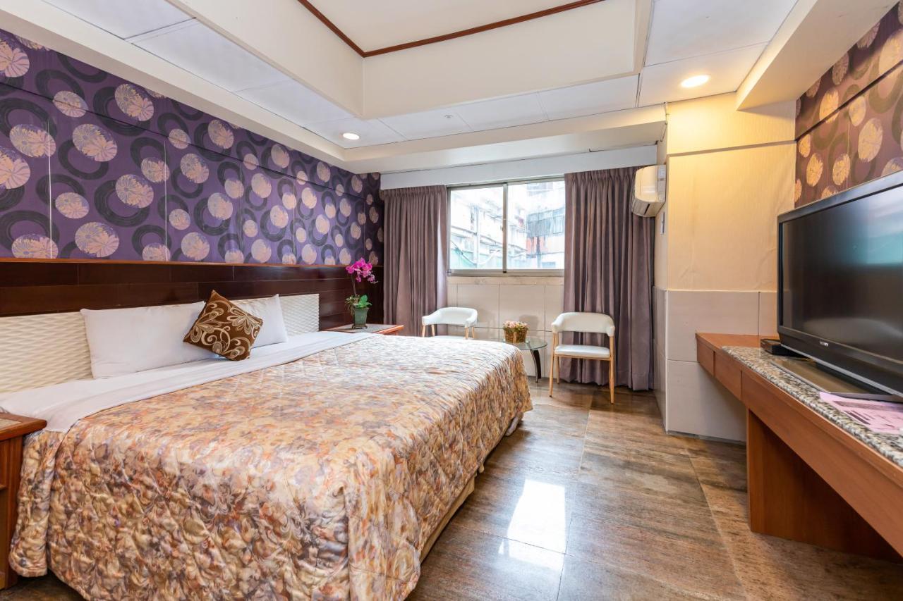 Yi Pin Business Hotel Taoyuan Exterior foto